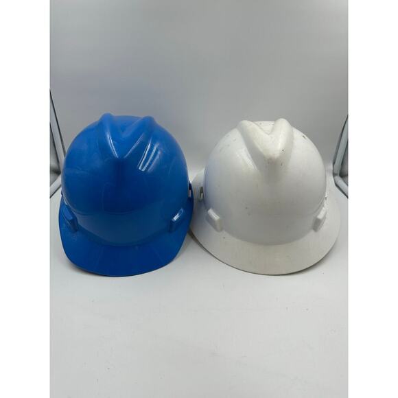 MSA V-Gard Protective Hard Hat Cap w/ Glaregard Underbrim Size Large - Picture 1 of 5